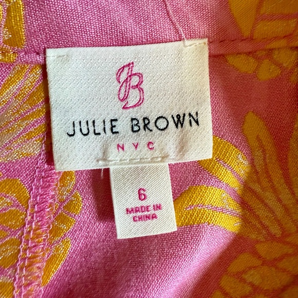 Julie Brown NYC pink and orange pineapple dress shorts in size 6, new w/o tags - Picture 3 of 3